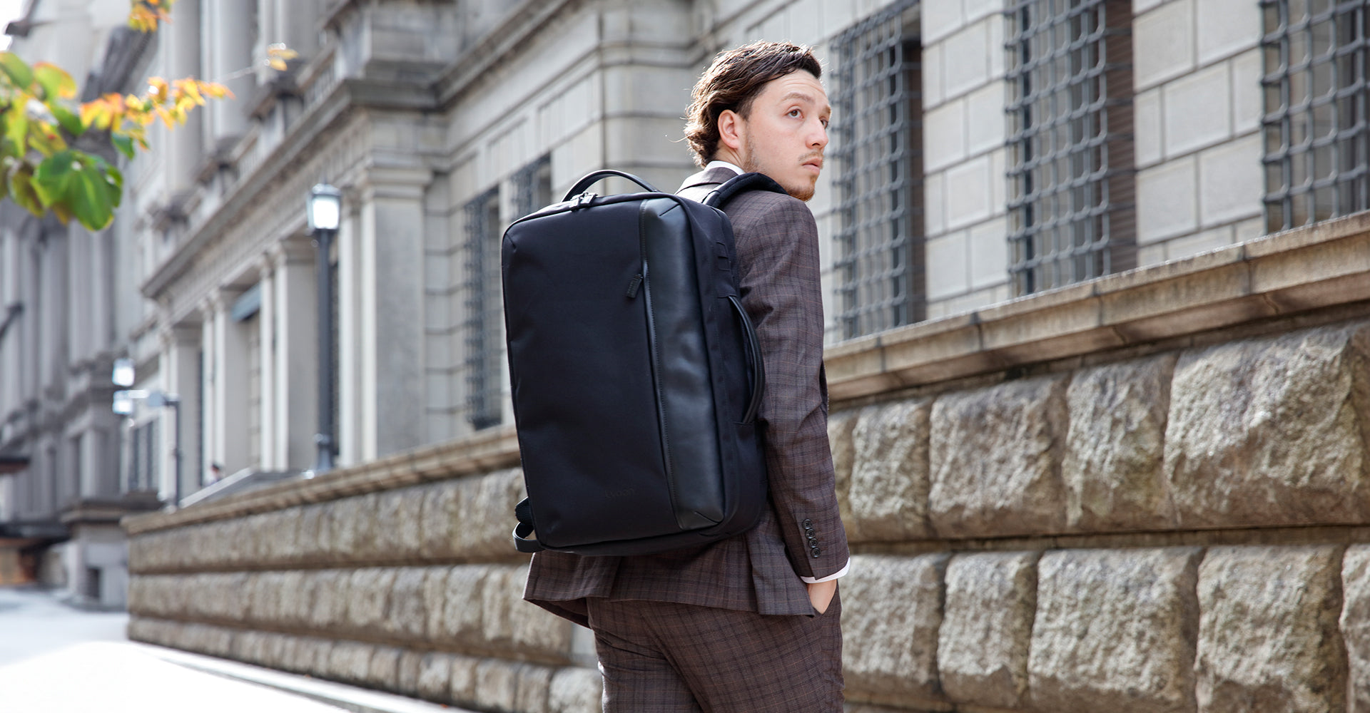 Evoon トラベルバックパック2.0・容量27L~拡張時40L【3営業日以内に発送】