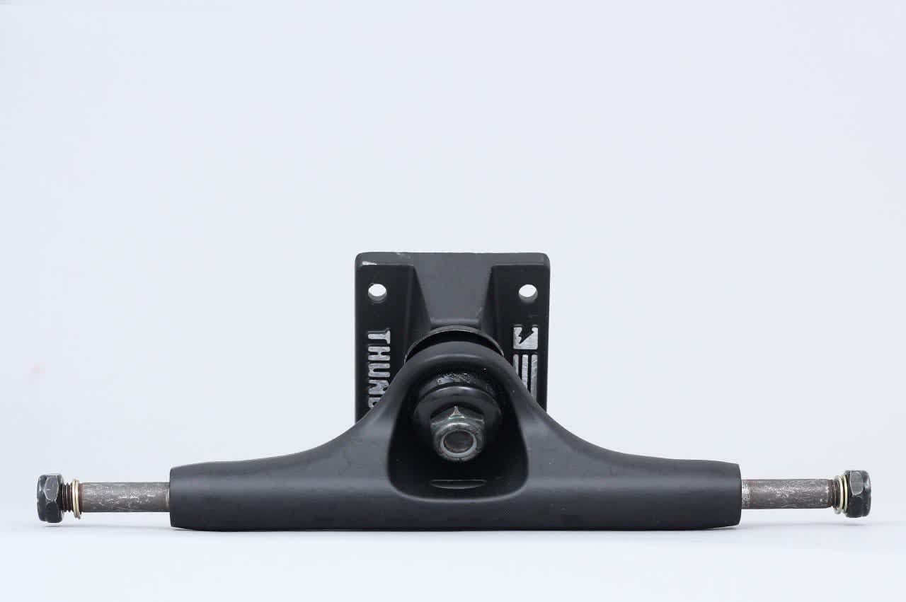 Thunder Sonora Black Skateboard Trucks – Focus Boardshop