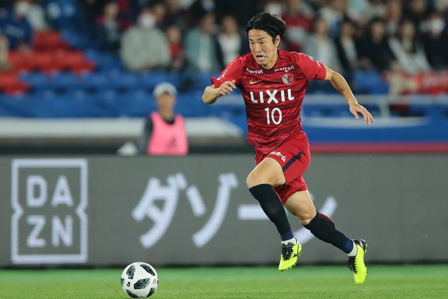 鹿島がエース金崎のPKで1-0勝利！ 浦和は攻め込むもオリヴェイラ体制2