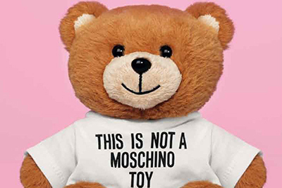 モスキーノ、テディベア型のフレグランス「モスキーノ・トイ」阪急