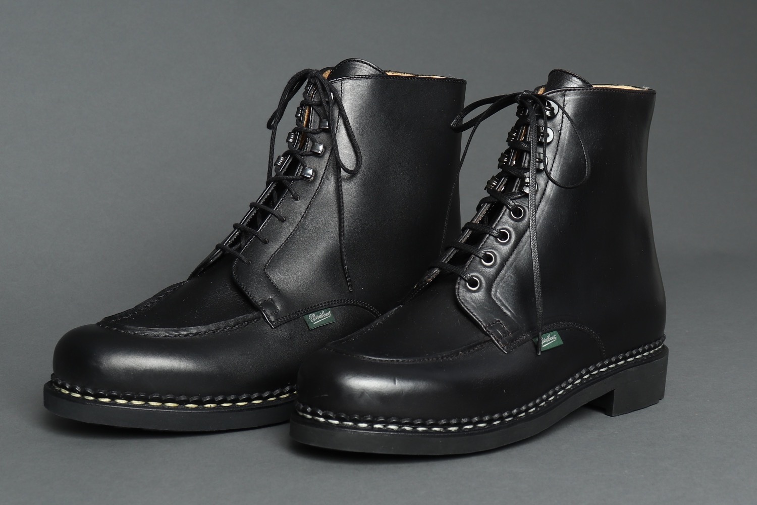 パラブーツ、Uチップのワークブーツ「ボーリュー」 - 仏老舗「ル サン