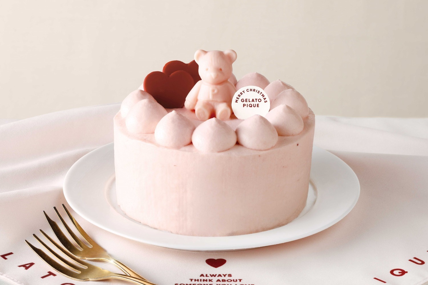 ジェラート ピケ 23年クリスマス“紅茶×クリームチーズ”のピンクベア