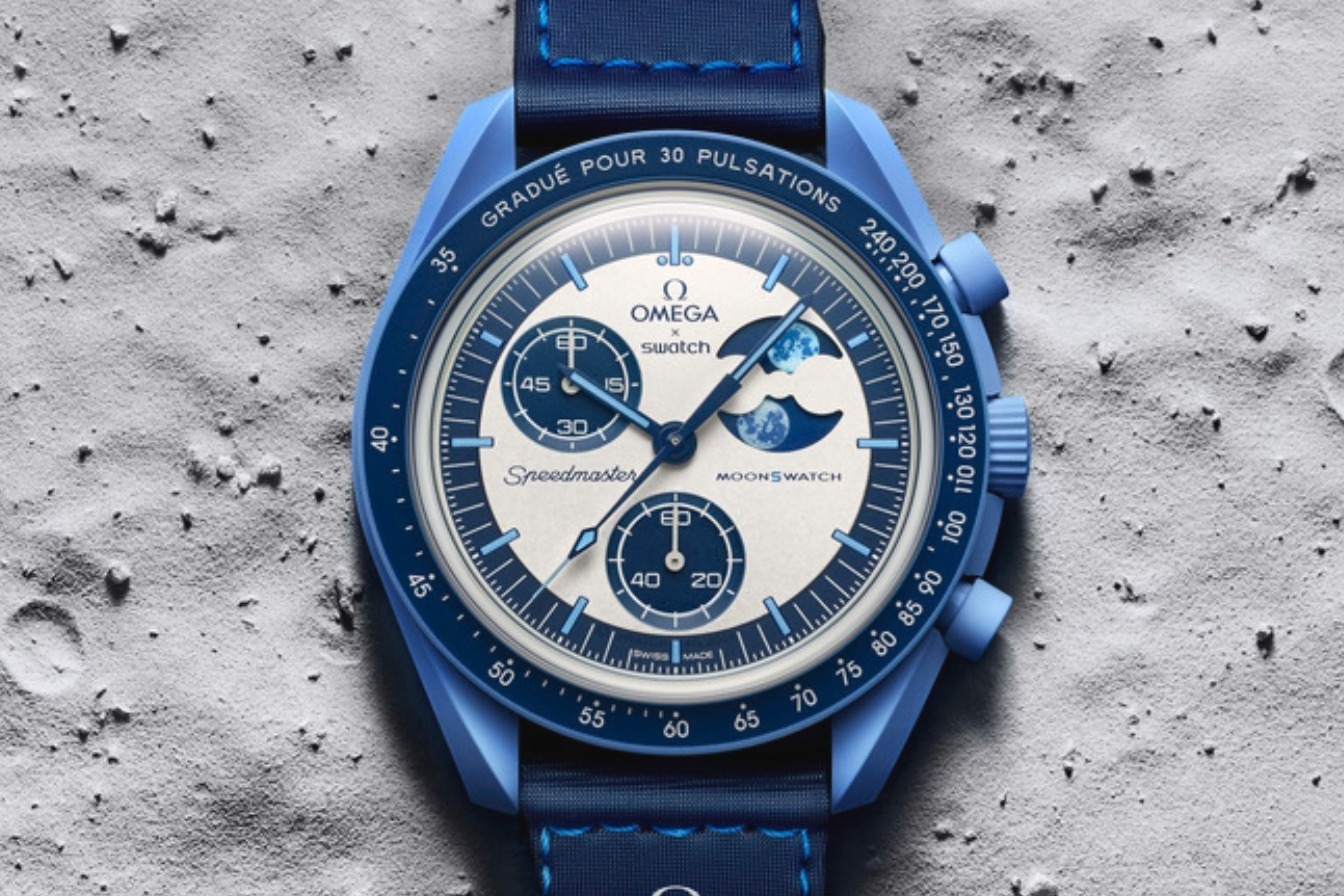 オメガ×スウォッチの腕時計「ムーンスウォッチ」2つの満月を描いた