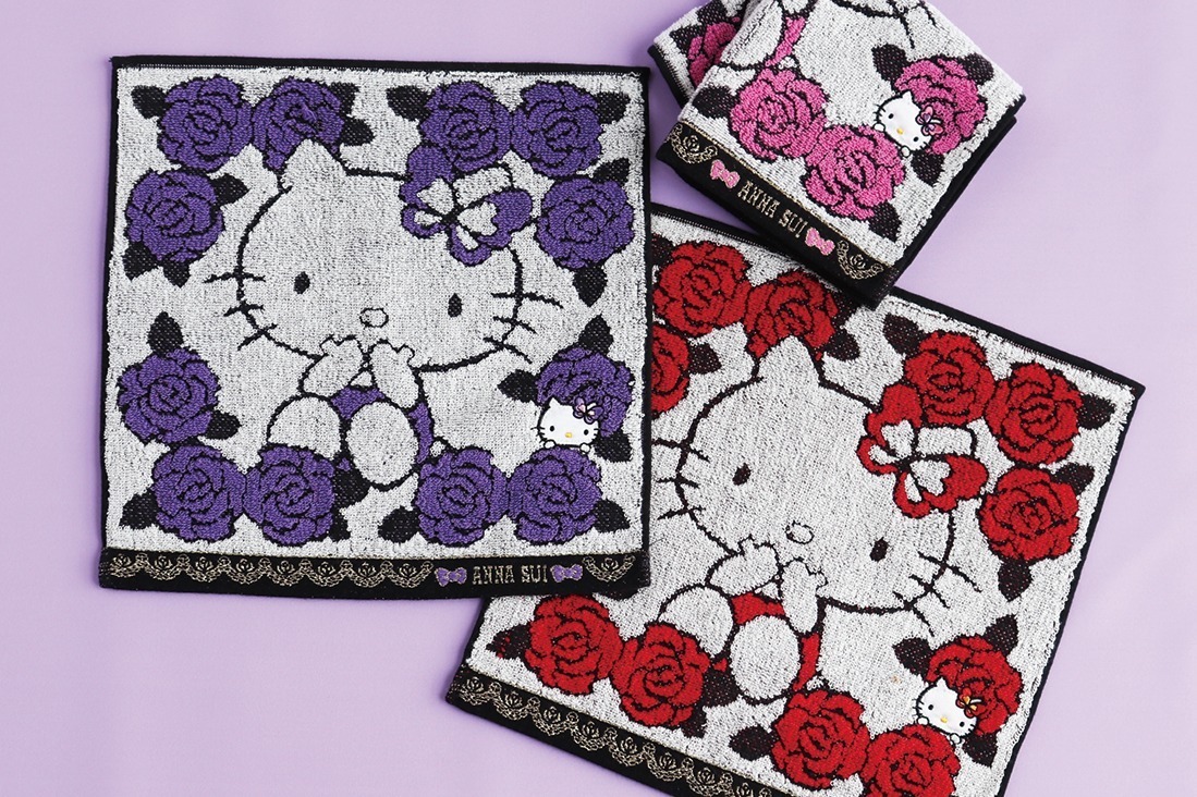 アナ スイ×ハローキティ「薔薇＆バタフライ」モチーフのハンカチ