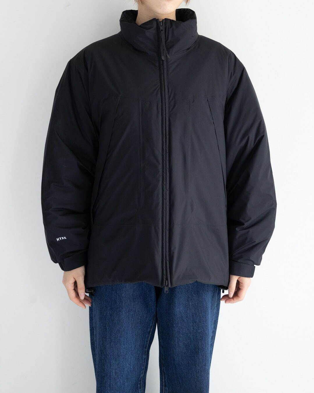 ハイク“米軍用アウター”着想の軽量パフジャケット、保温性に優れた中綿