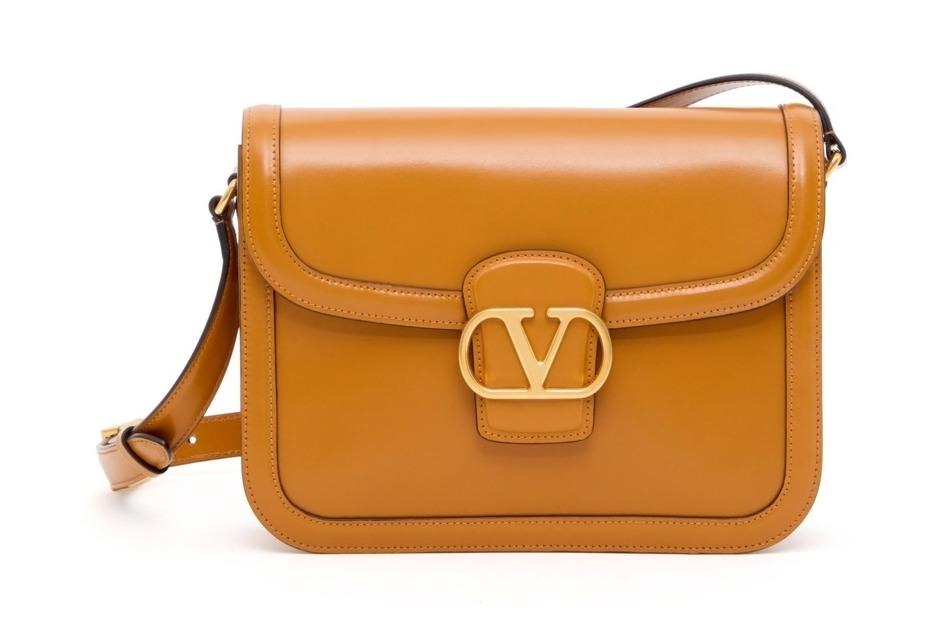 ヴァレンティノ25年春ウィメンズバッグ、植物ジャカードやスエードの“V