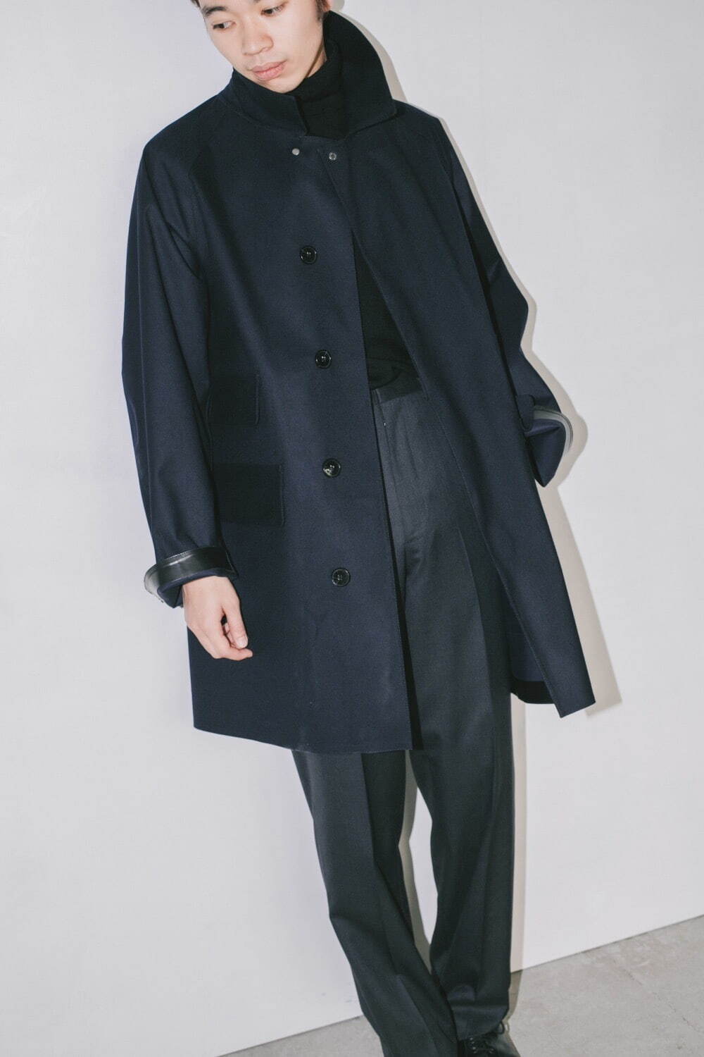 マッキントッシュのゴム引きロングコート、マルチポケットのレショップ