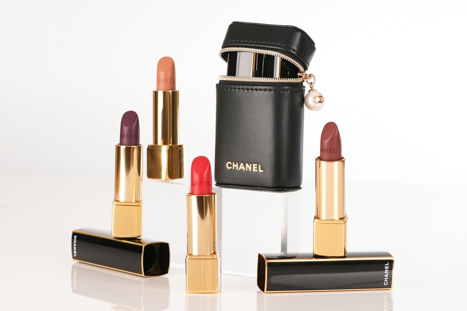 シャネル2025年春コスメ「パール」着想の限定リップ、“パールチャーム
