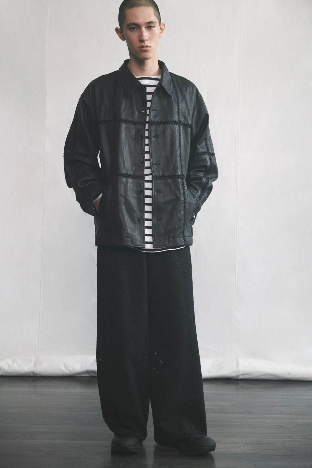 Y's. 25年春夏ウェア、総レースのシャツ＆ウールギャバジンの羽織風