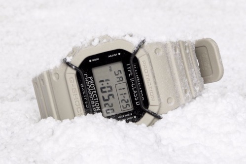 N.ハリウッド×G-SHOCKの新作ウォッチ、史上初のホワイトベージュカラー