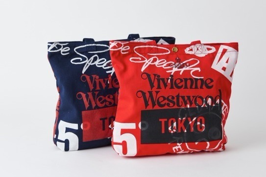 ヴィヴィアン・ウエストウッド「TOKYO」ロゴ入りの限定トートバッグ