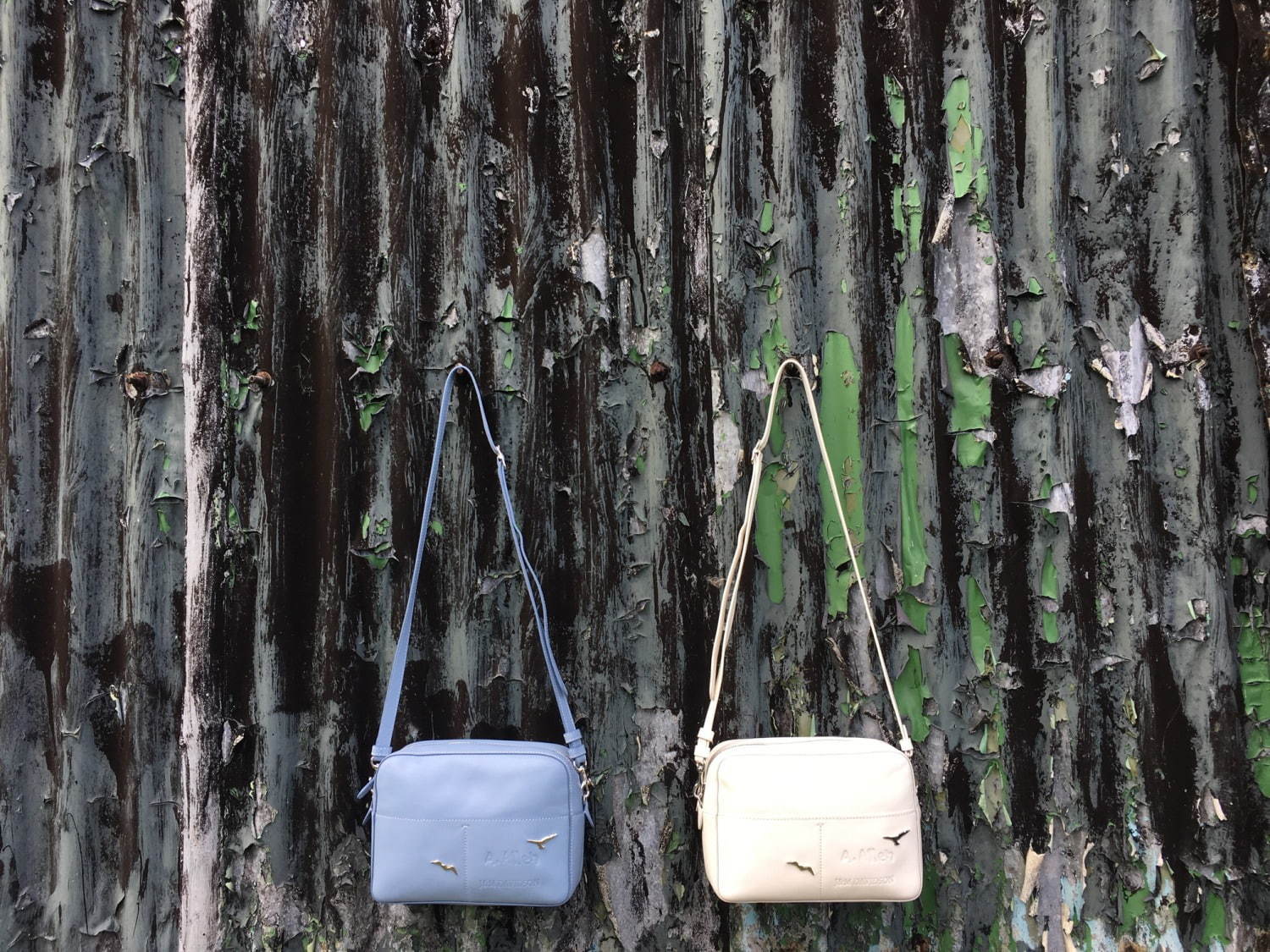 J&M デヴィッドソン新作バッグ、英国の風景画を配したトートバッグ＆鳥