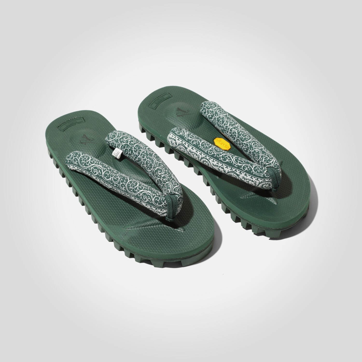 ニードルズ×スイコックの“雪駄型”サンダル、草木や花の“和柄”鼻緒＆波