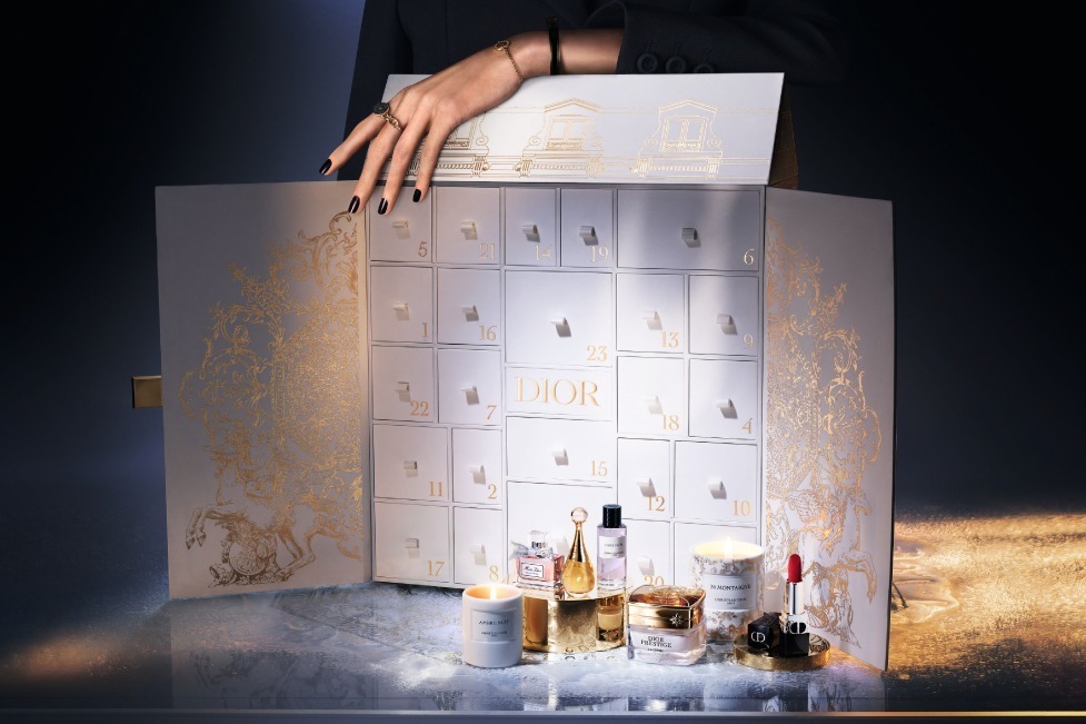 メゾン クリスチャン ディオール24年クリスマスコフレ、“ブティック型