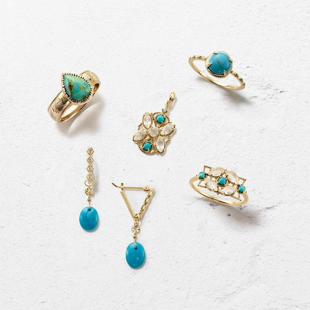 アガット23年新作ジュエリー、オーロラのように輝くローマンガラス