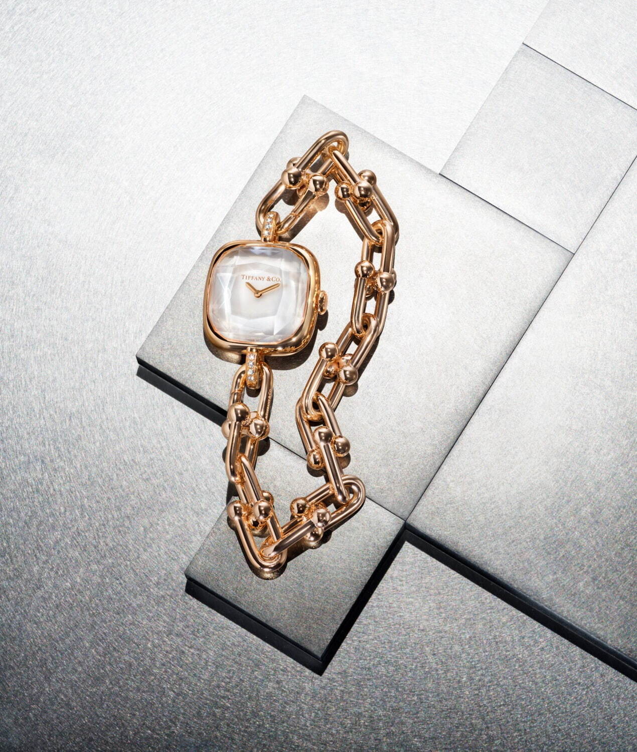 ティファニー ハードウェア」新作腕時計、ゲージ リンクに煌めく