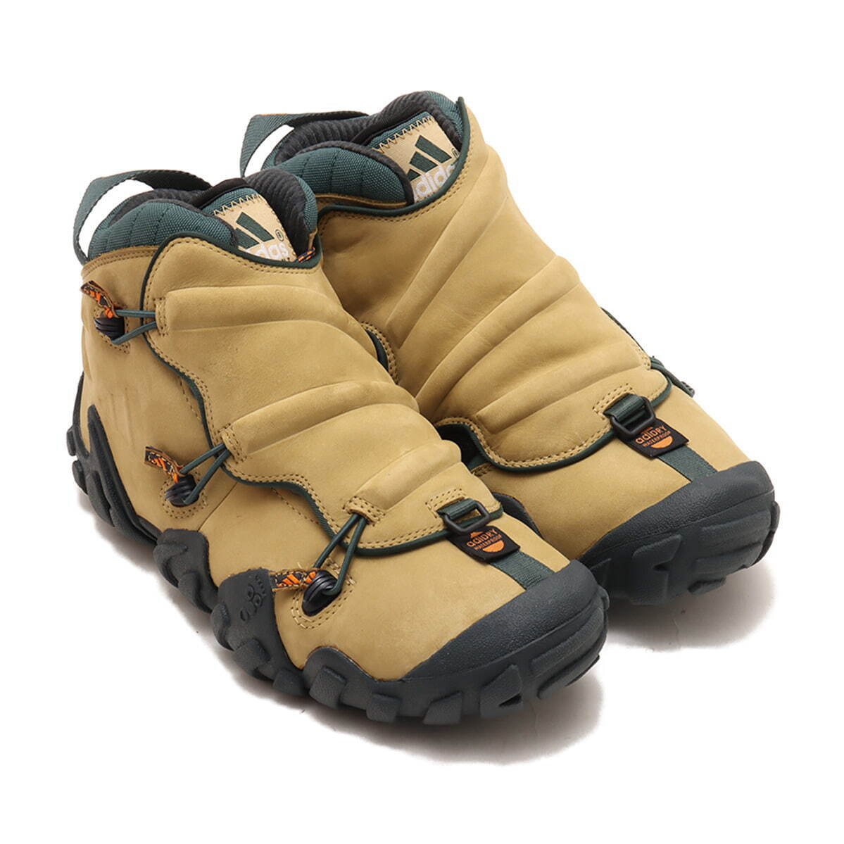 アディダス オリジナルスのアトモス限定スニーカー「ラッドランダー