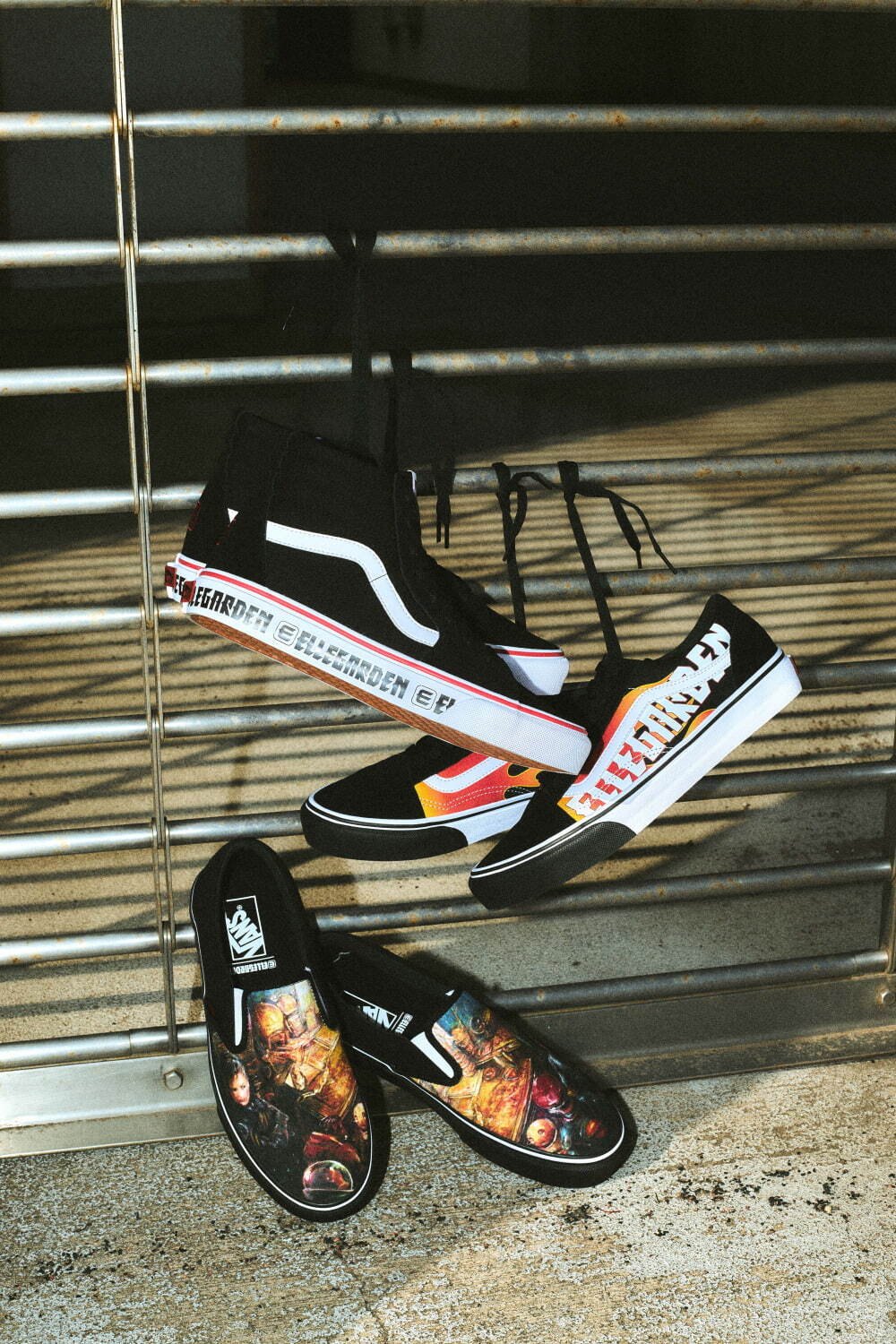 VANS×エルレガーデンのスニーカー、バンドカラーを落とし込んだ