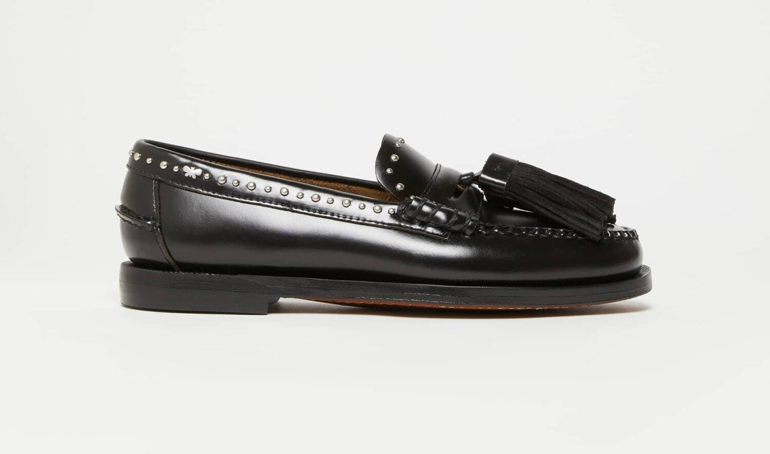 ウィークエンド マックスマーラ×セバゴのタッセル付きローファー、上質