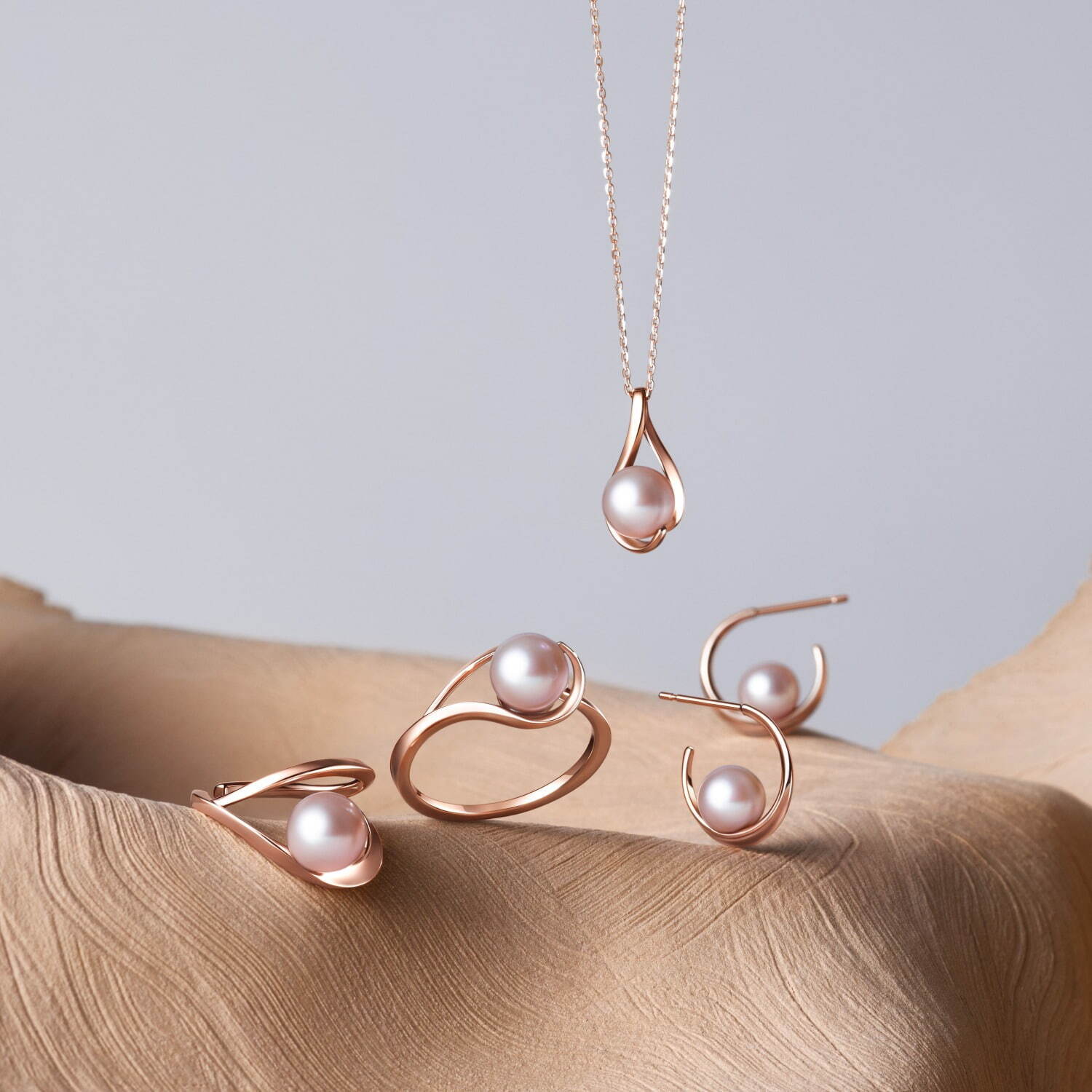 スタージュエリー“淡い桃色に染まる”「サクラパール」ジュエリー、桜