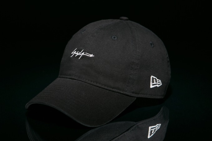 ヨウジヤマモト×ニューエラ、コラボ初となるミニマルロゴの9TWENTYが