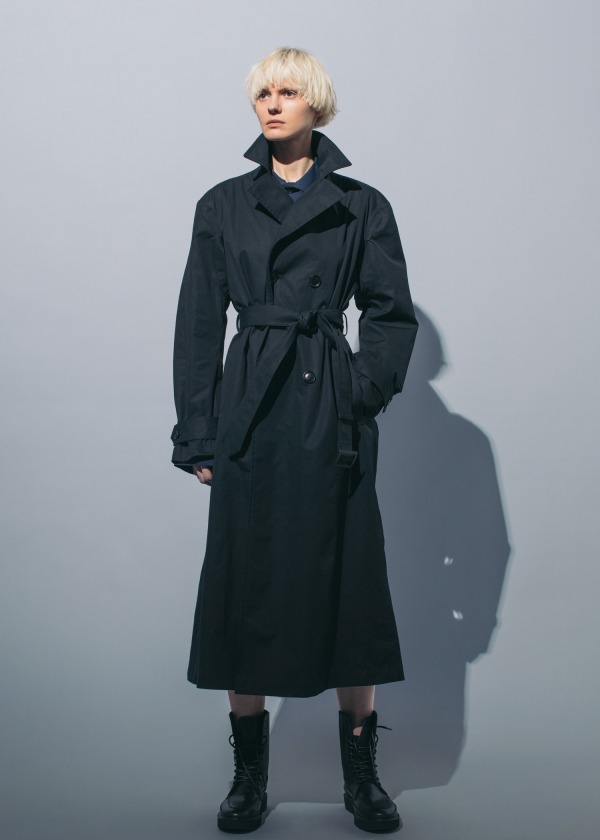 Y'sの本格派レインコート - 布製傘の基準をクリアする素材を使用