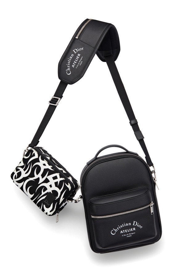 ディオール オム、カスタマイズできるミニバッグが新登場