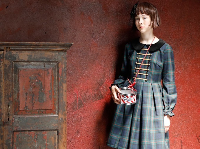 エミリーテンプルキュート “セーラー襟”付きコート＆ナポレオン