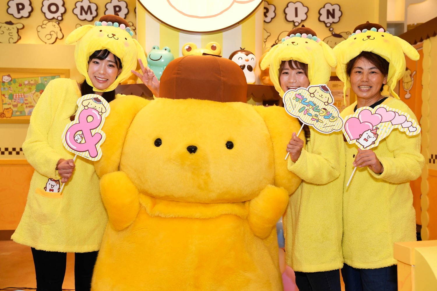 写真2/15｜ポムバサダー限定の“なりきり”女子会「ポムポムプリン