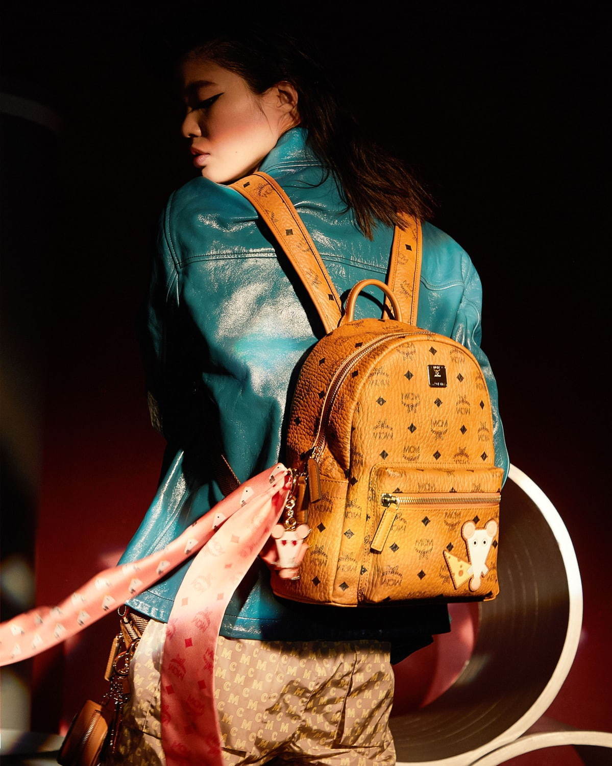 MCMから20年干支「ねずみ」主役の限定バッグ、古代中国発祥のパズル