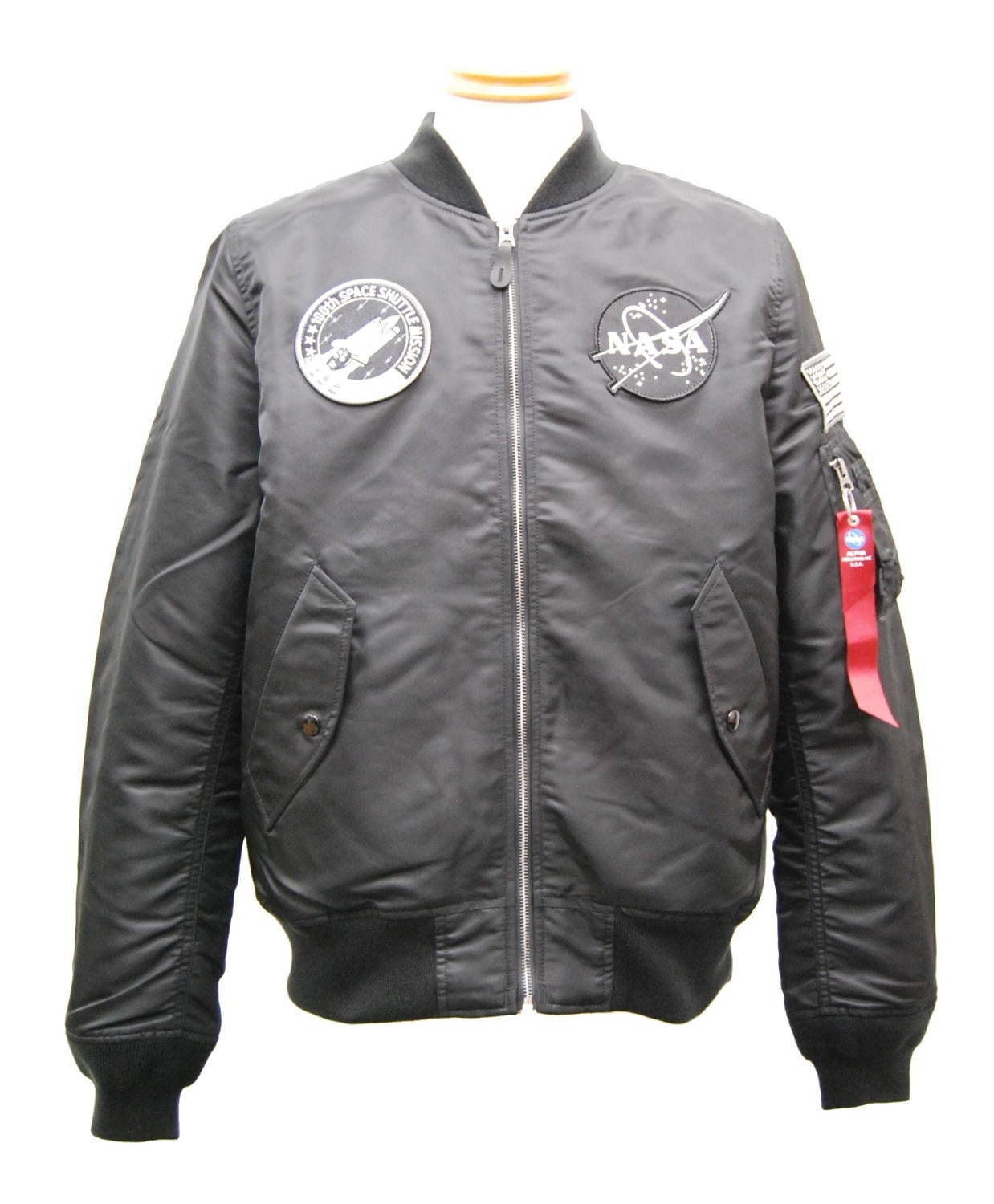 アルファ インダストリーズ“NASA”モチーフのフライトジャケット