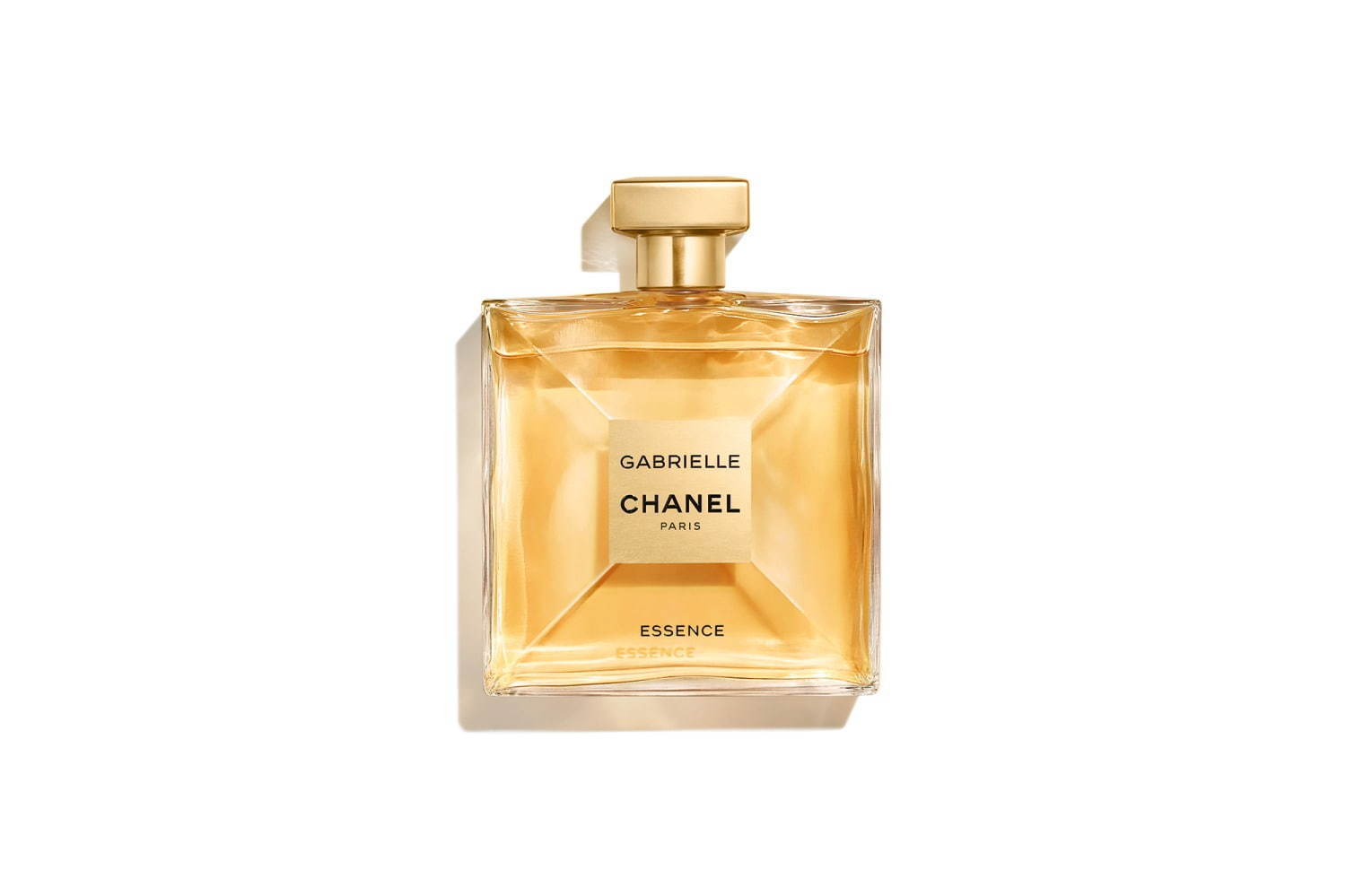 シャネル新フレグランス“白い花々”が主役の「ガブリエル シャネル