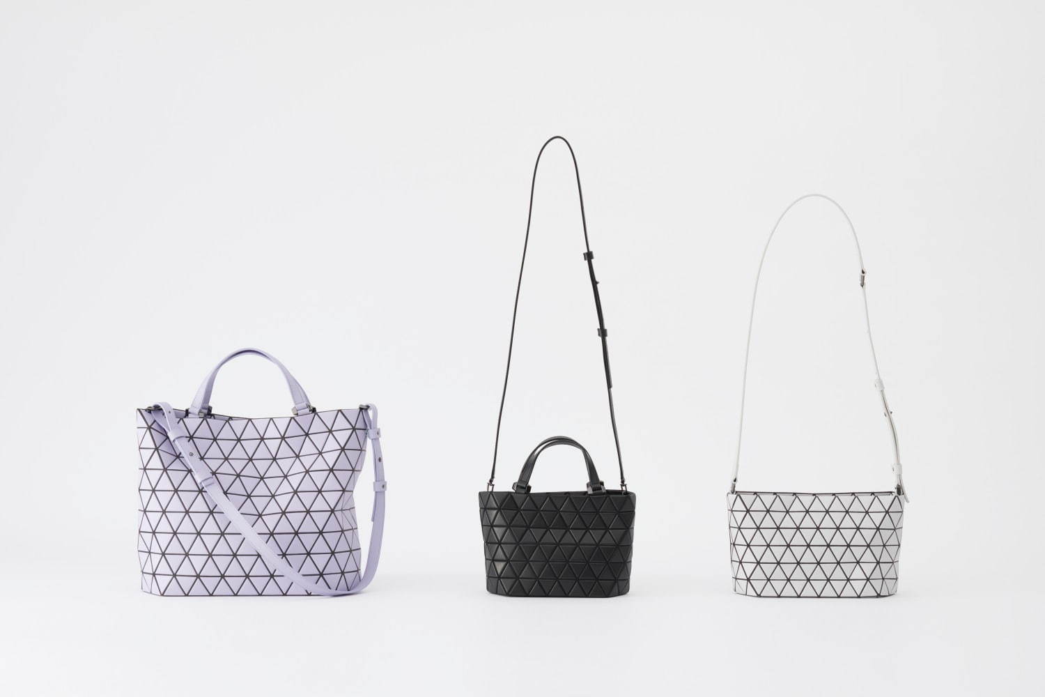 BAO BAO ISSEY MIYAKE“宝石＆鏡”のように煌めく新作バッグやポーチ