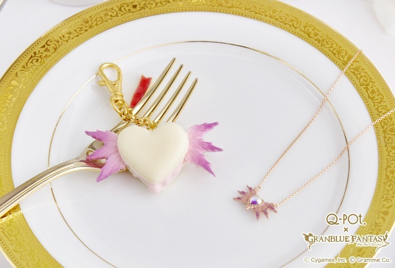 Q-pot.×グランブルーファンタジーのコラボアクセサリー、“6つの羽”の