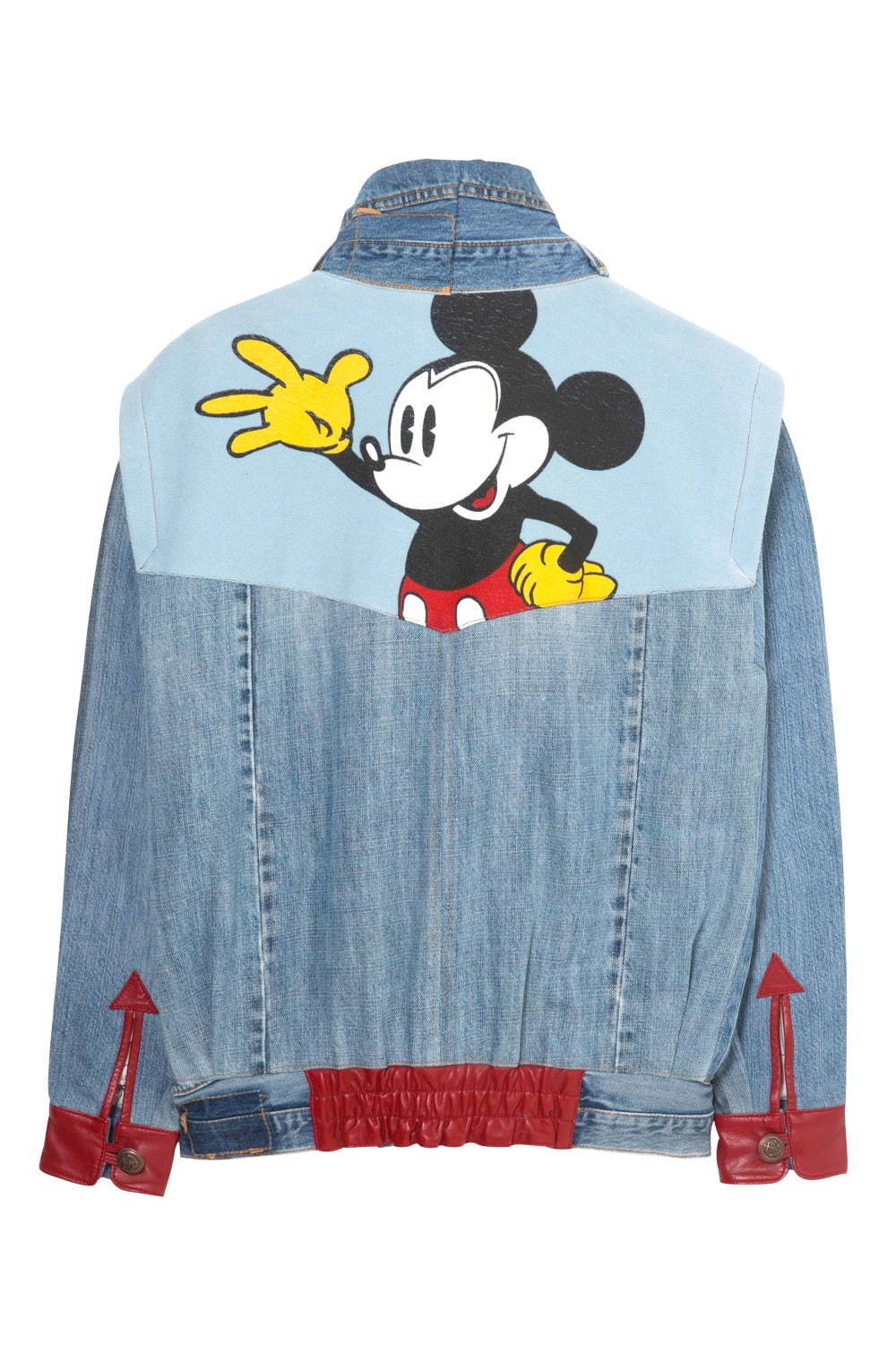 デシグアルとディズニーのコレクション新作、“手を振る”ミッキーマウス