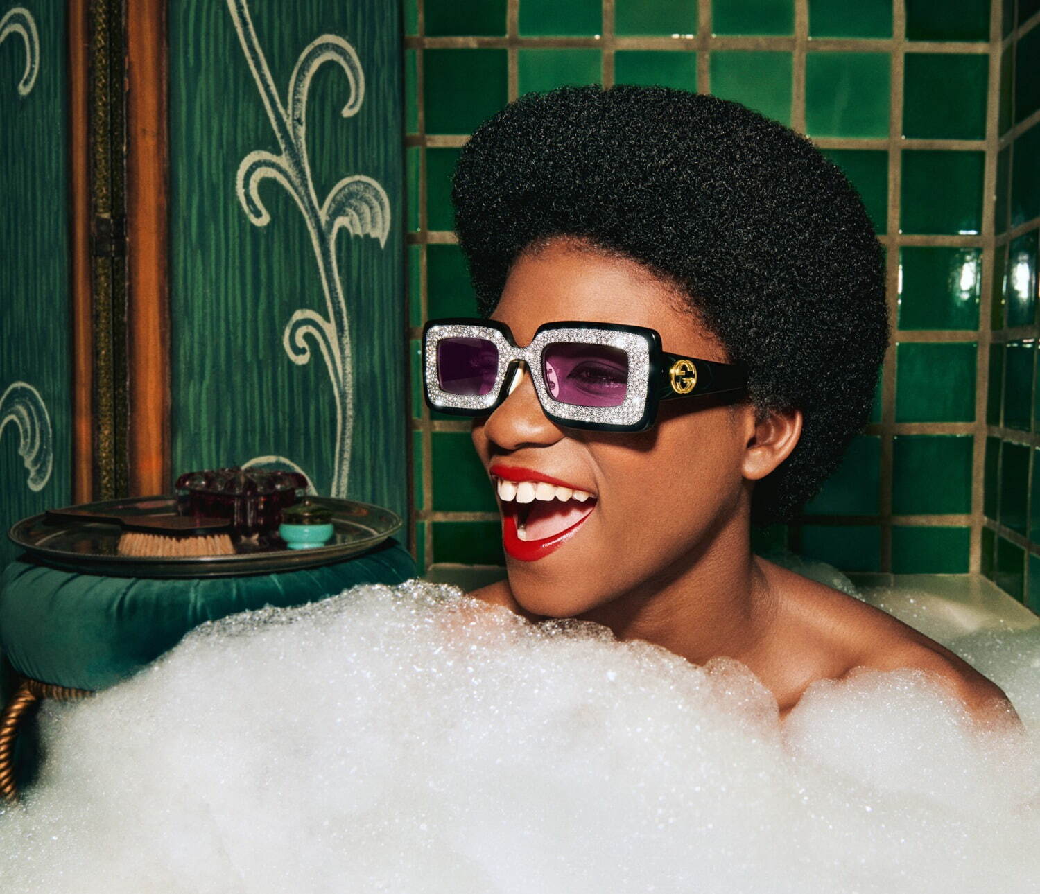 レア】グッチサングラスGG1778/STRASS YB7 51□19 135 ラウンド