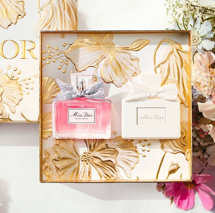 ディオール“香りを楽しむ”セラミックボトル付き「ミス ディオール