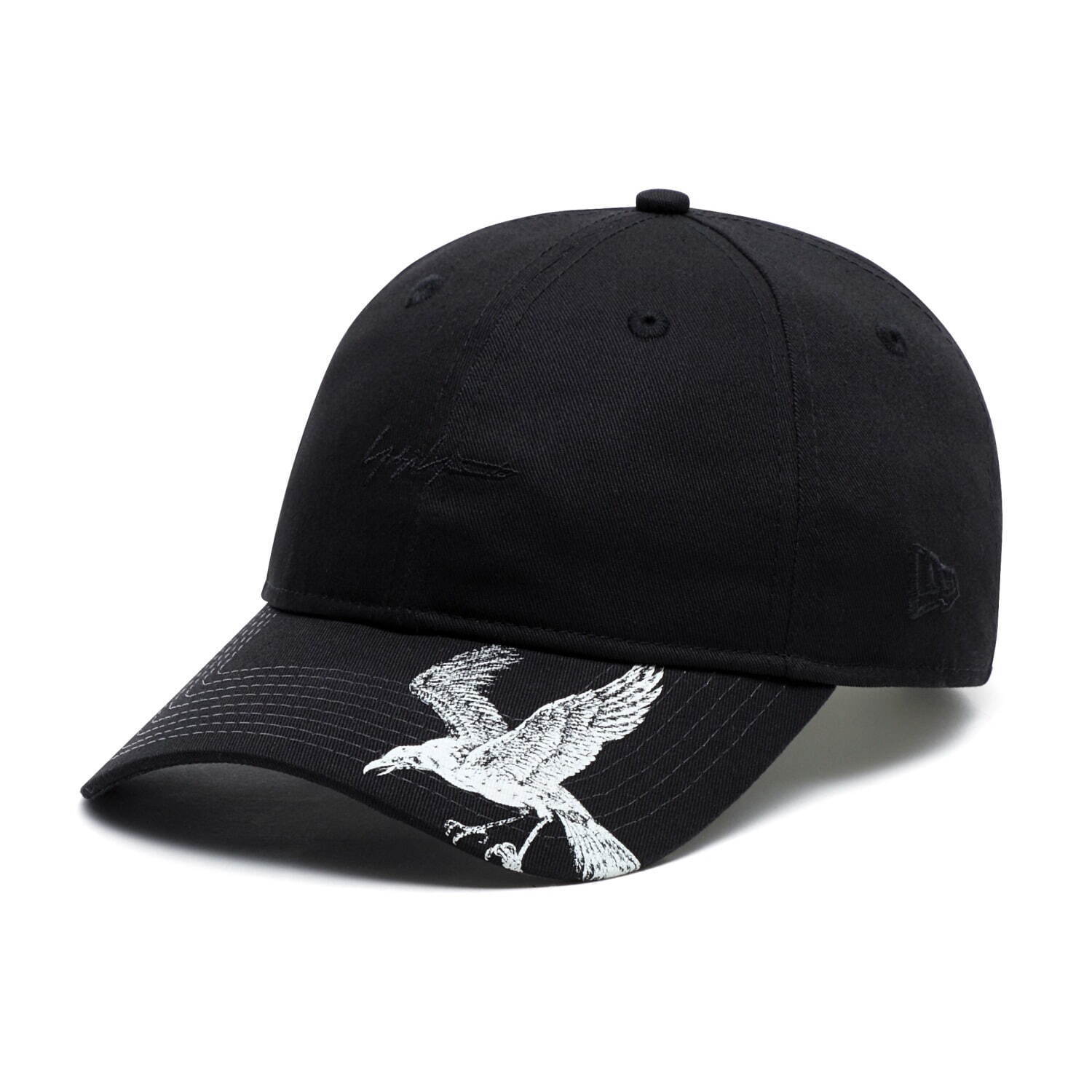 ヨウジヤマモト×ニューエラ、“カラス”を描いた9THIRTYキャップやスカル