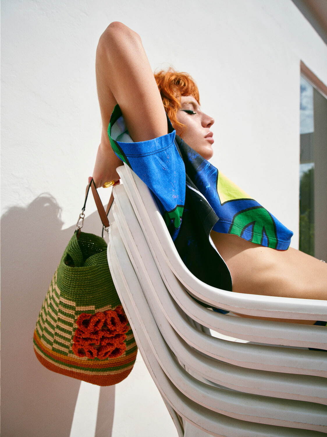 ロエベ「パウラズイビザ」“グラデカラー”のバッグ＆“カクテル”モチーフ