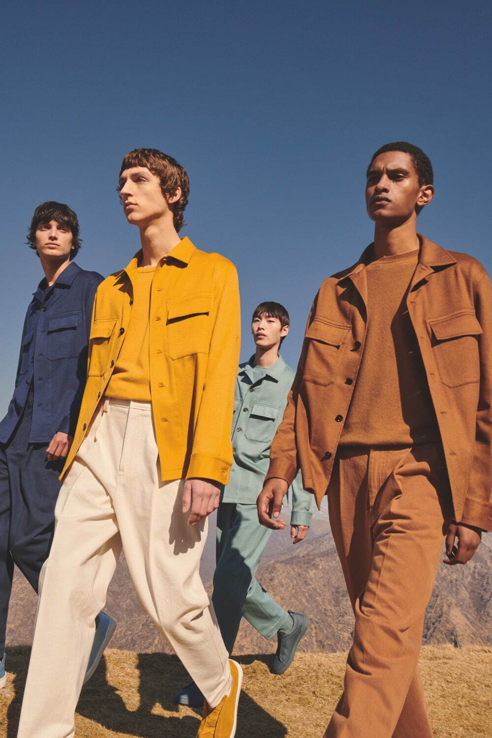 ゼニア、しなやかな最高級カシミヤを用いたオーバーシャツジャケット