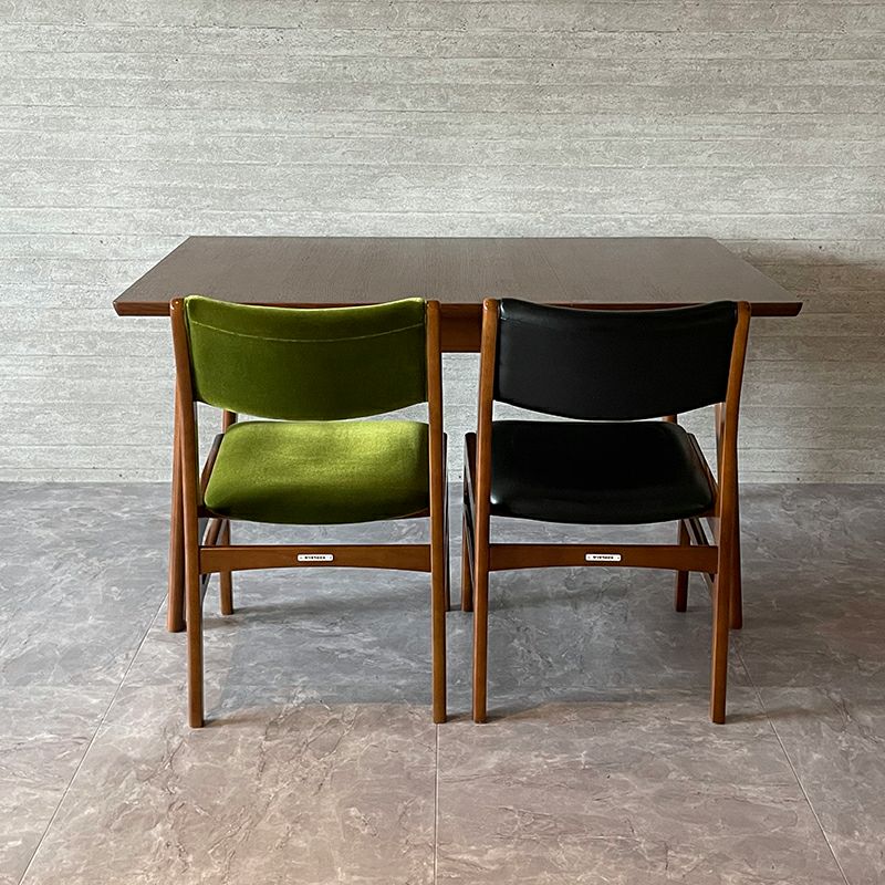 カリモク60+ ダイニングテーブルバタフライ（ウォールナット色塗装