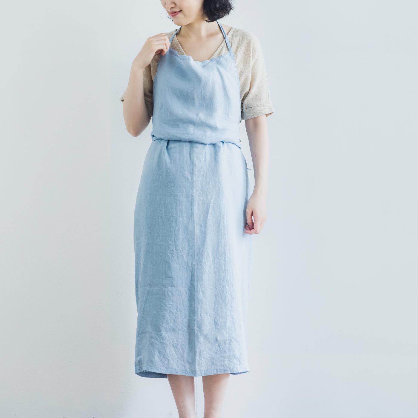 縦のラインが美しいたたずまい リネンをふんだんに使ったぜいたく