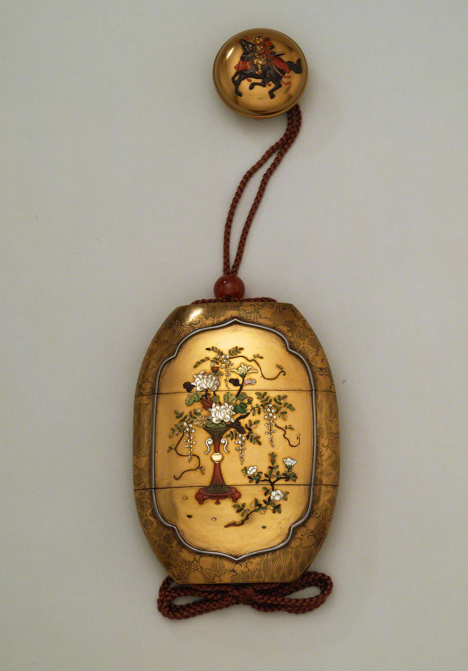 花籠農耕蒔絵芝山象嵌印籠 銘 芝山 | 芝山 | 収蔵品詳細 | 作品を知る