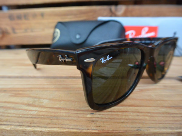 Ray-Ban ORIGINAL WAYFARER CLASSIC レイバン ウェイファーラー