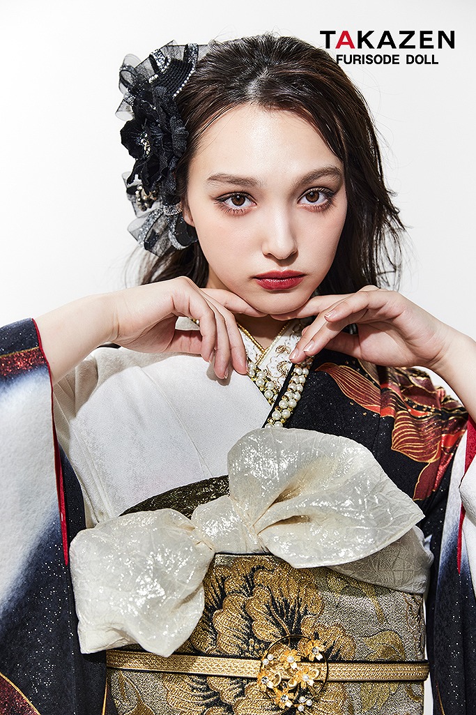 モード系 赤/白/黒 大柄/牡丹柄 派手 グリッター かっこいい セクシー