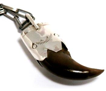 ベアクローのペンダント ナバホ族 Navajo