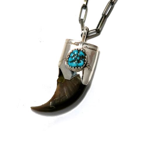 ベアクローのペンダント ナバホ族 Navajo