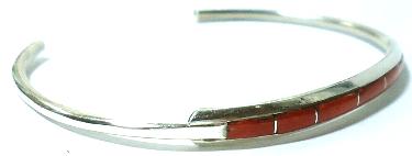 インディアンジュエリー ズニ族のブレスレット・バングル