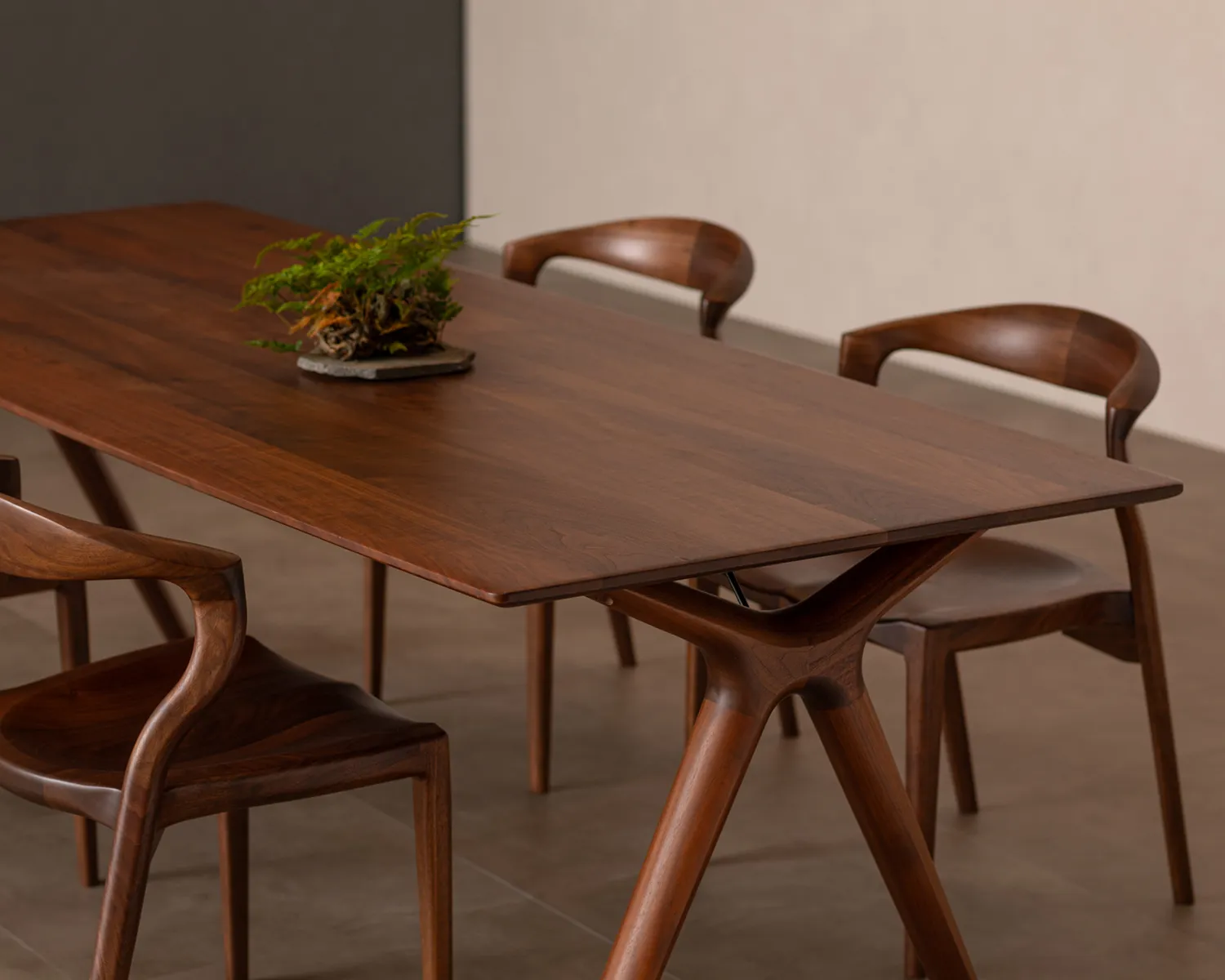 RADIUS TABLE ラディウス テーブル | 起立木工株式会社