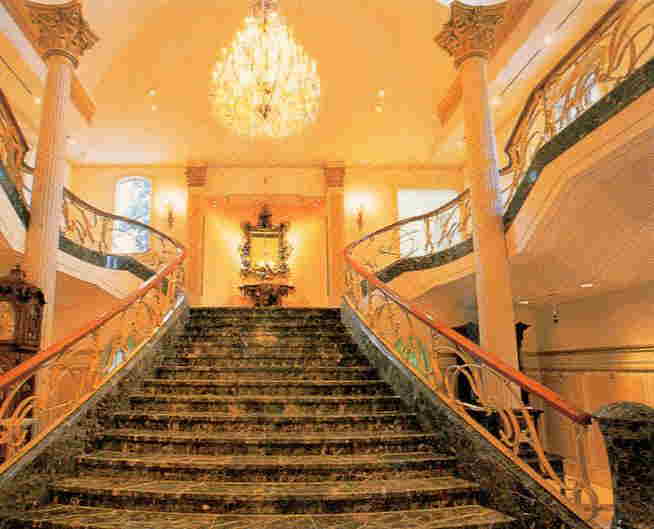 河口湖オルゴールの森美術館：by石和温泉喜仙・銀月